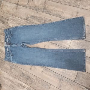 Levis Signature Low Rise Bootcut Jeans